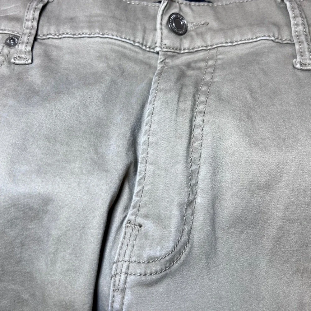Lucky Brand 221 Mens Size 38x32 Straight Leg Khaki Twill Pants Business Casual
